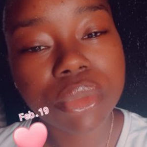 Meet your Posher, Amitra